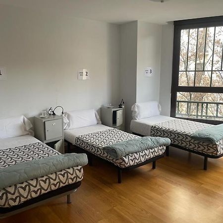 Aloha Hostel Pamplona Dış mekan fotoğraf